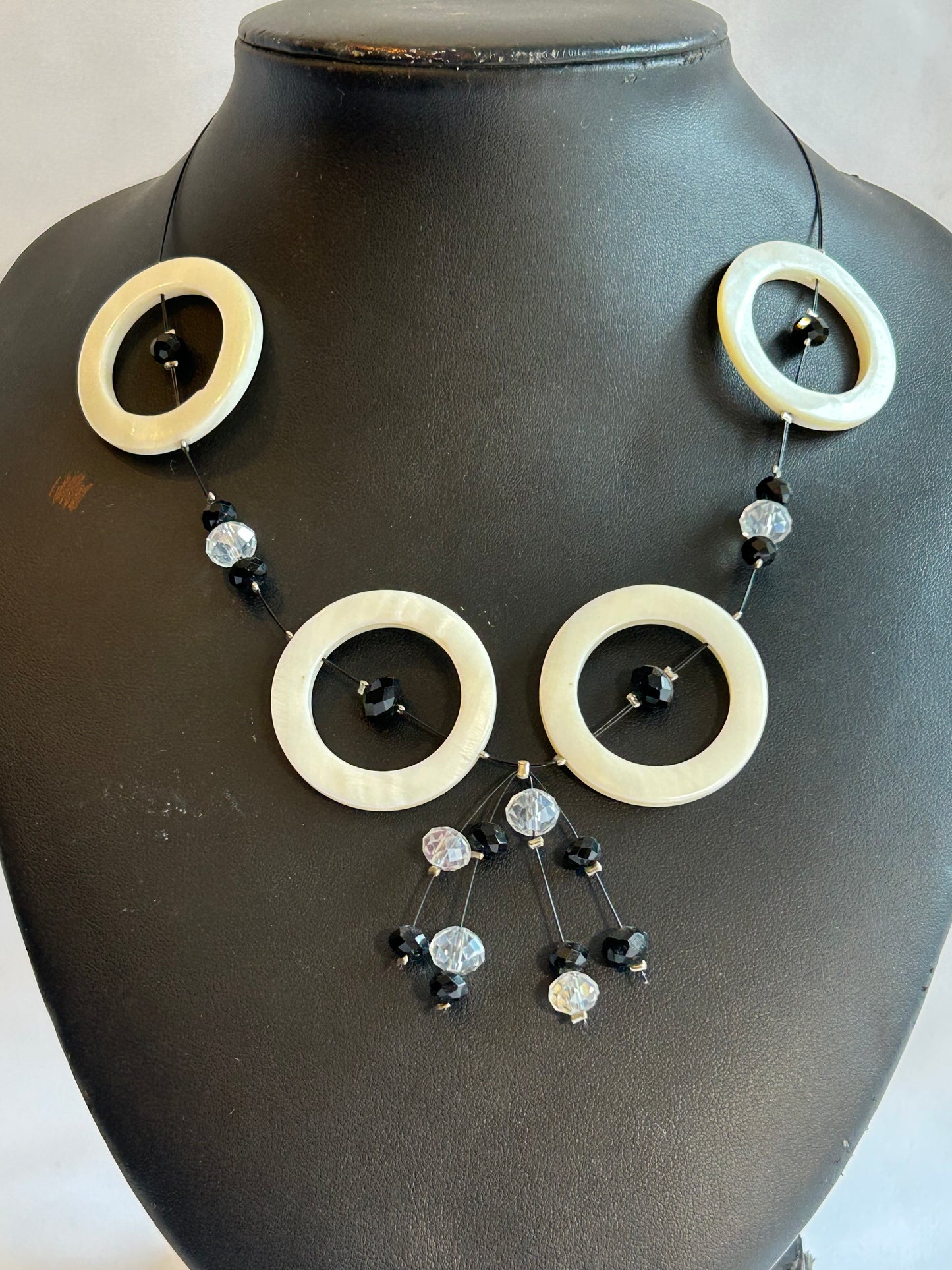 Egendesignade halsband