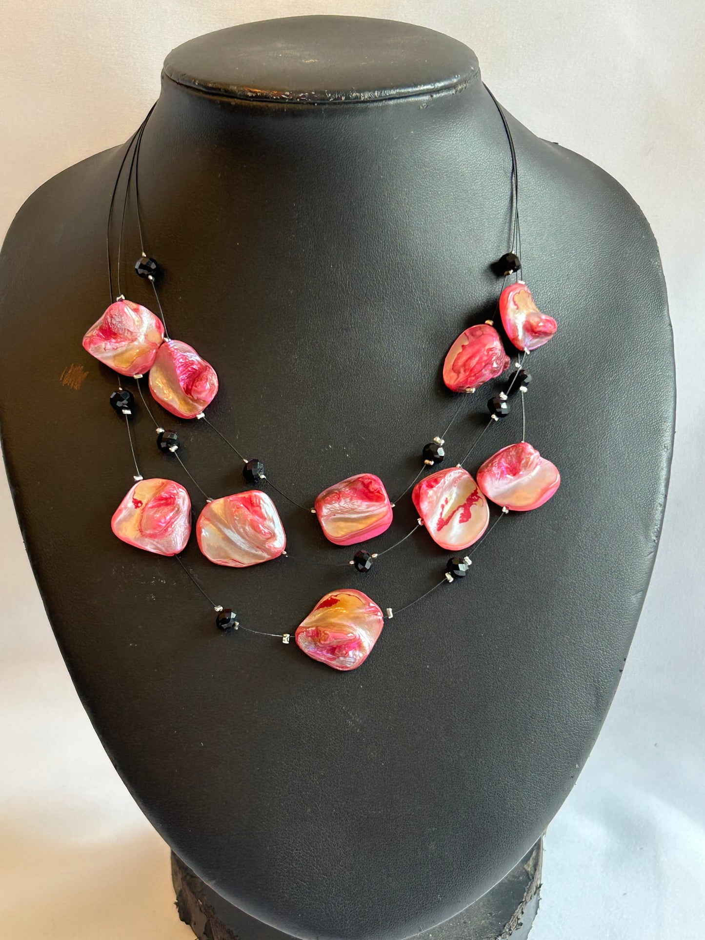 Egendesignade halsband