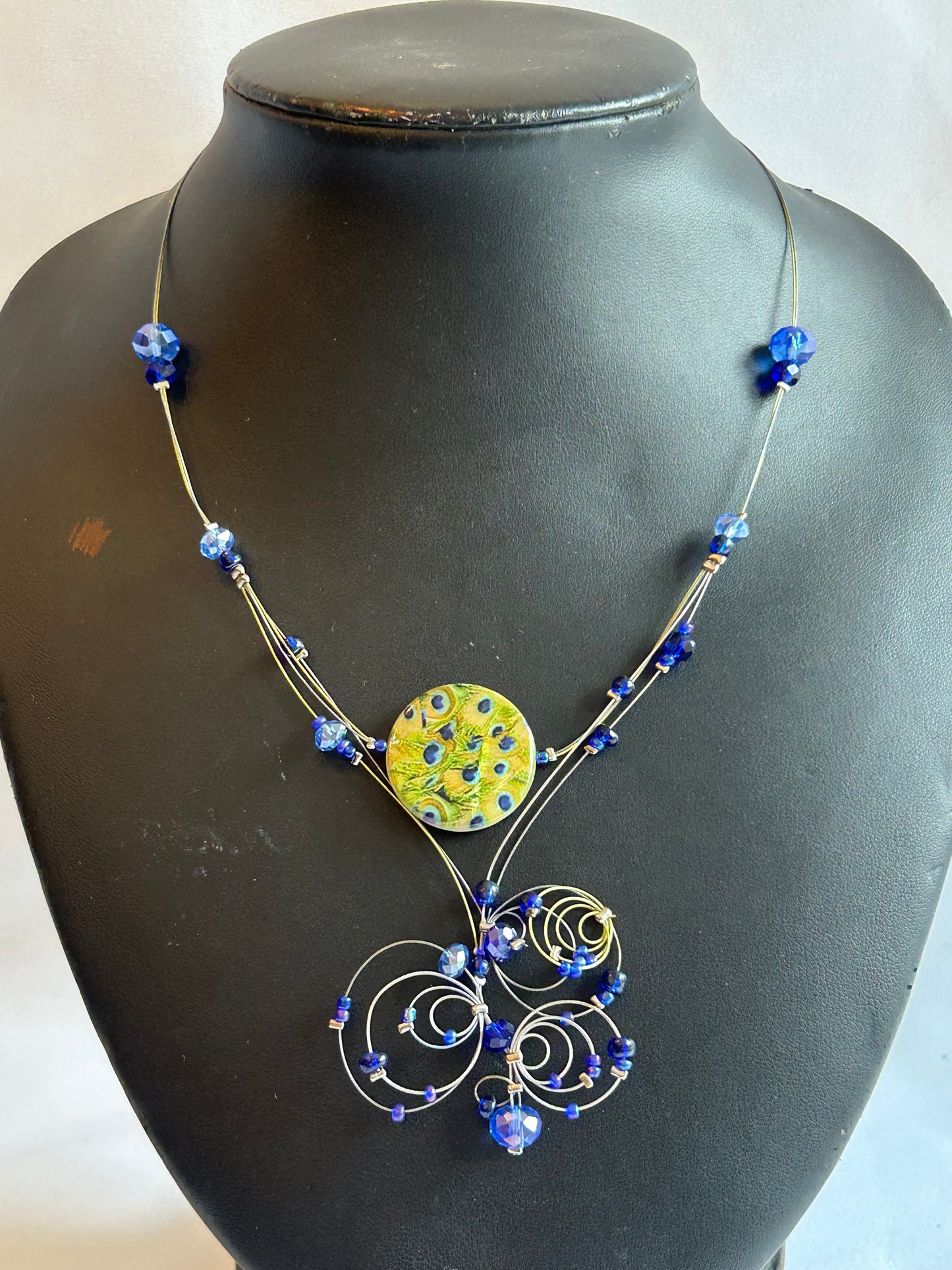 Egendesignade halsband