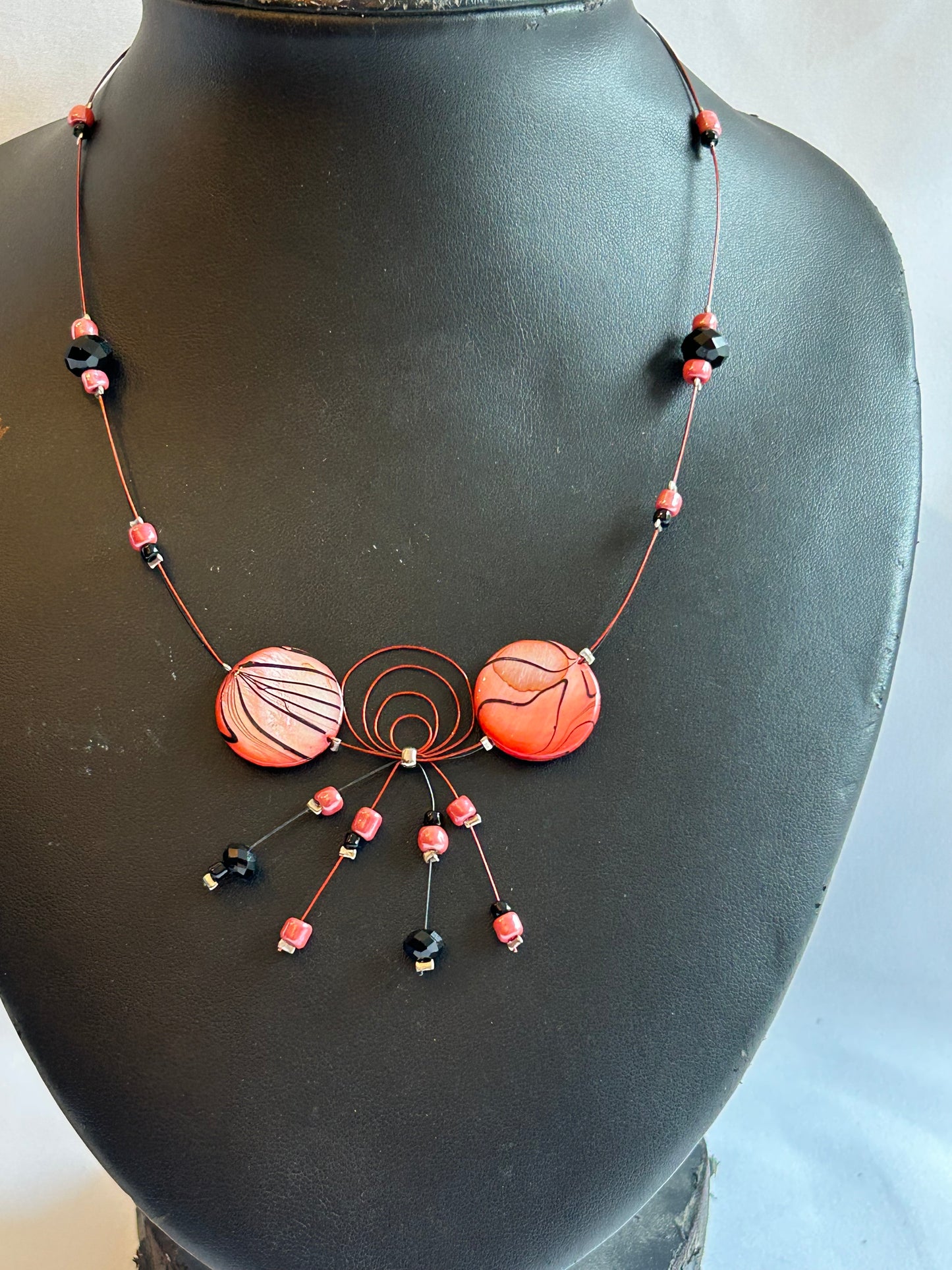 Egendesignade halsband
