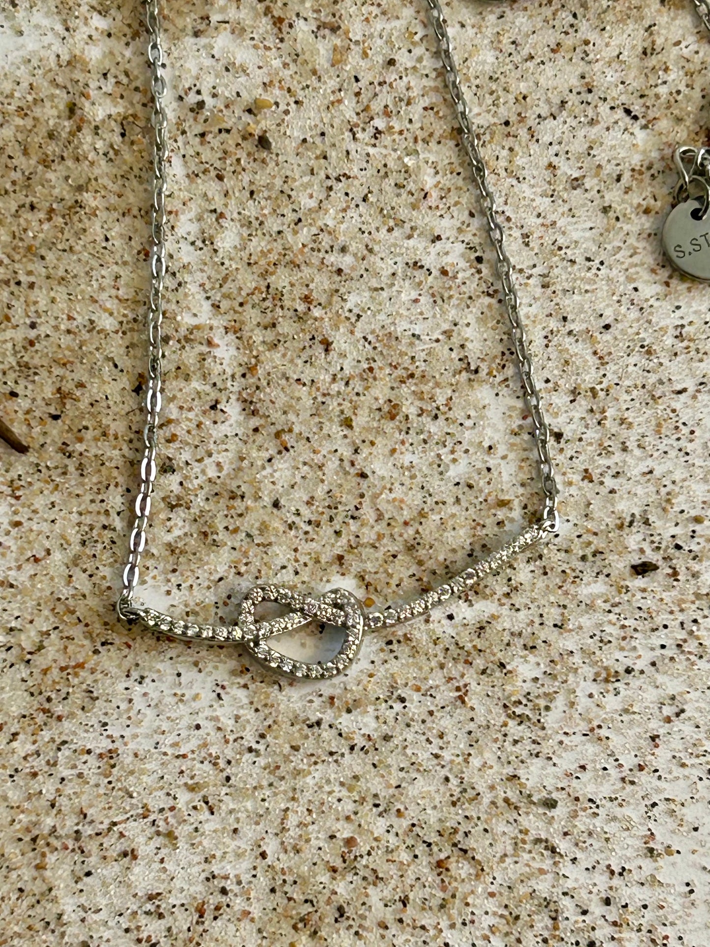 Strass Knut