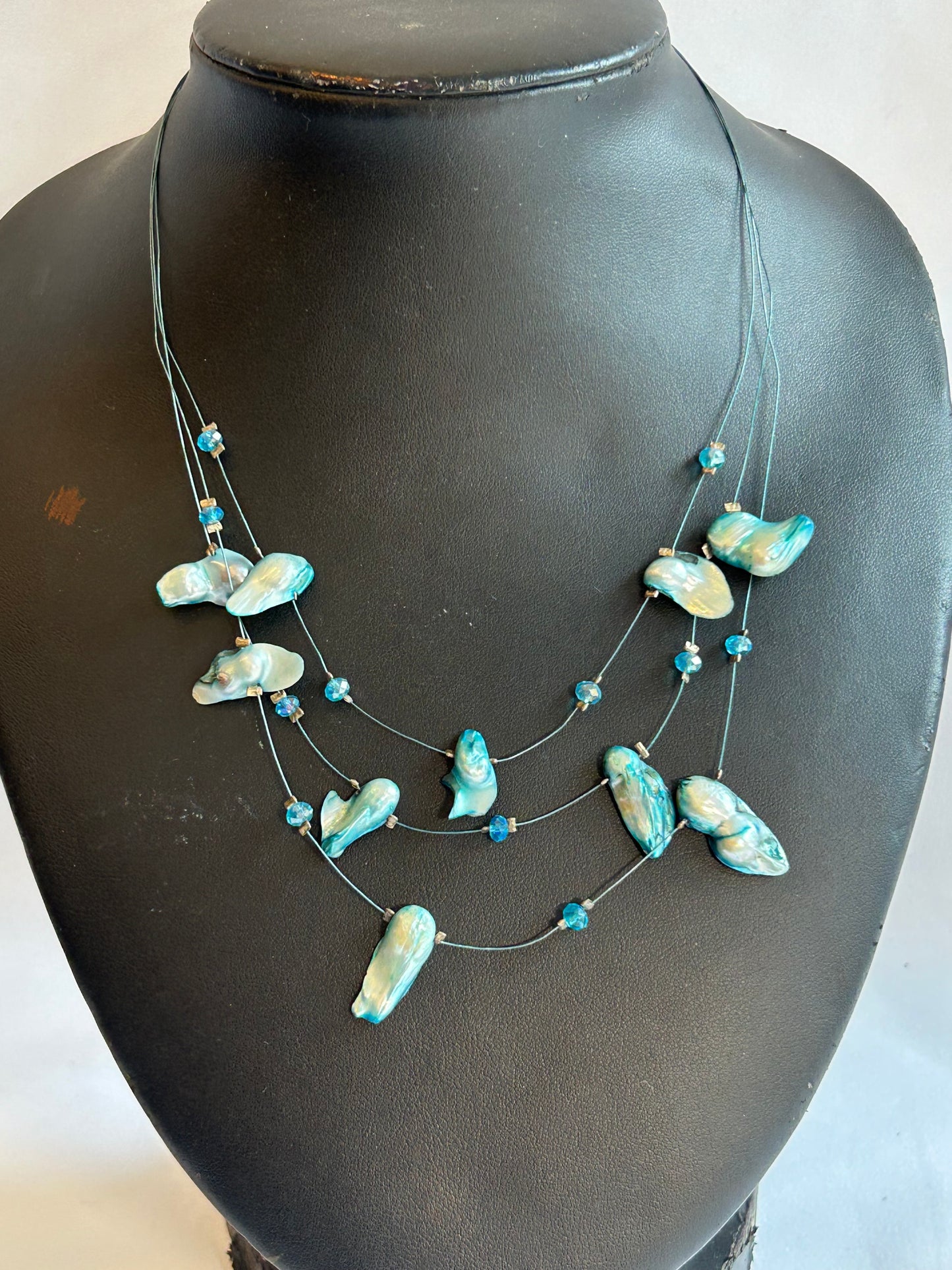 Egendesignade halsband