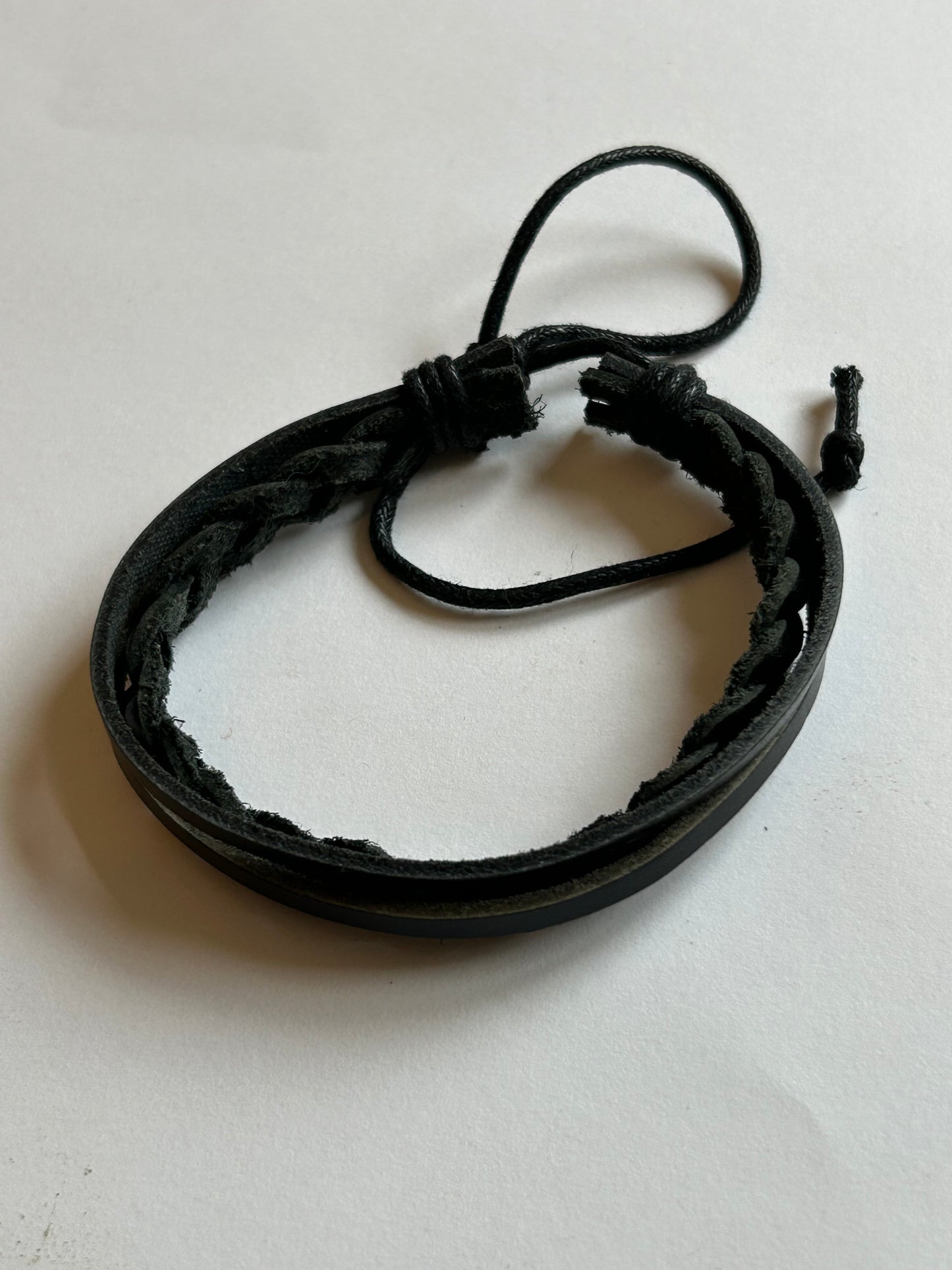 Konstläder armband