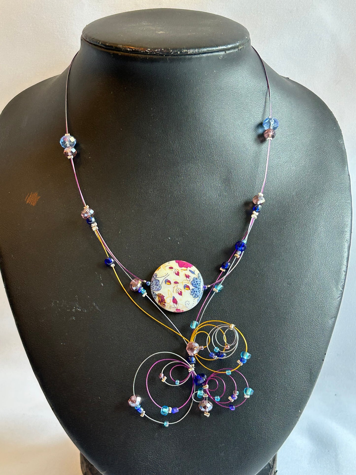 Egendesignade halsband