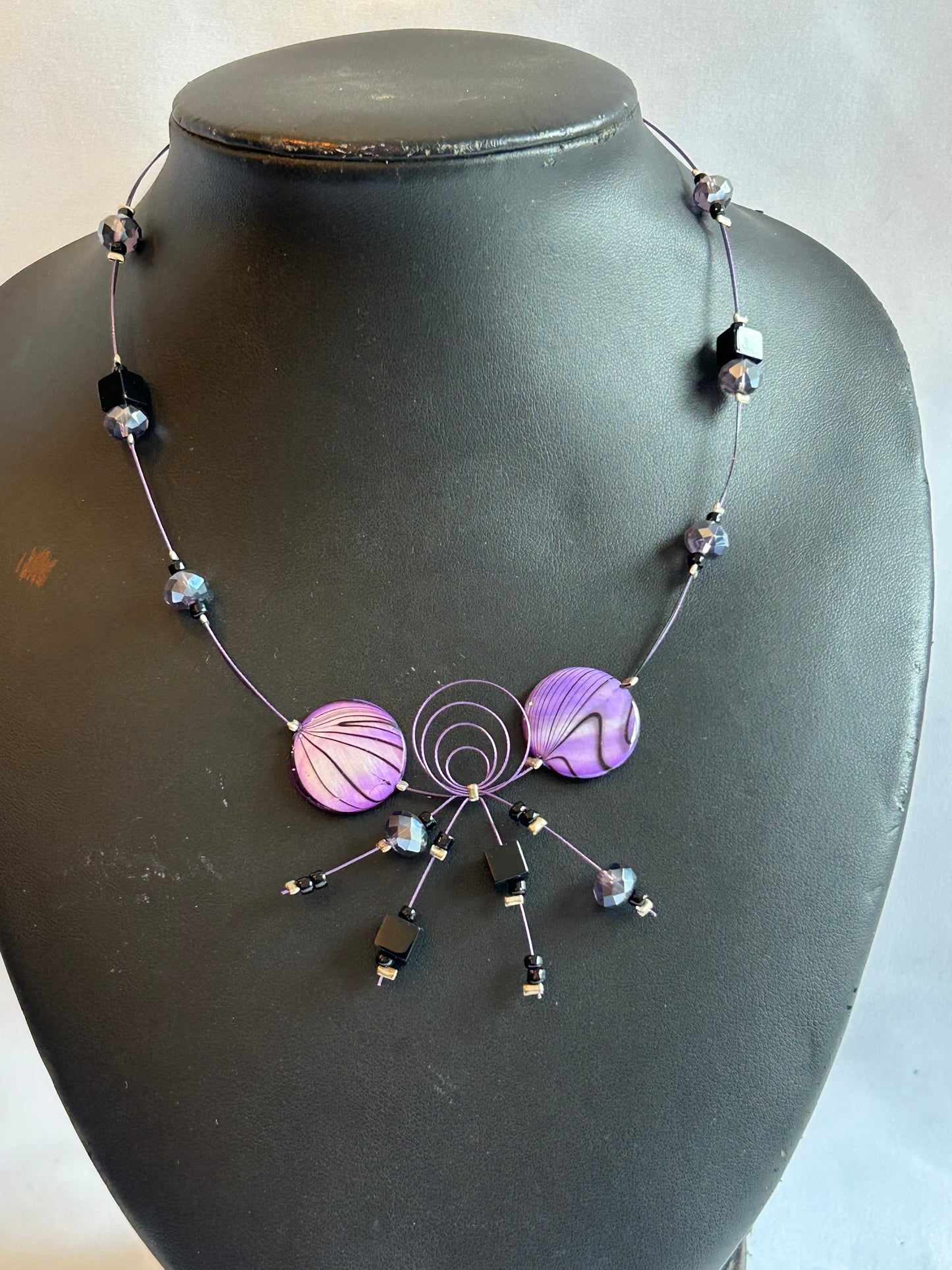 Egendesignade halsband