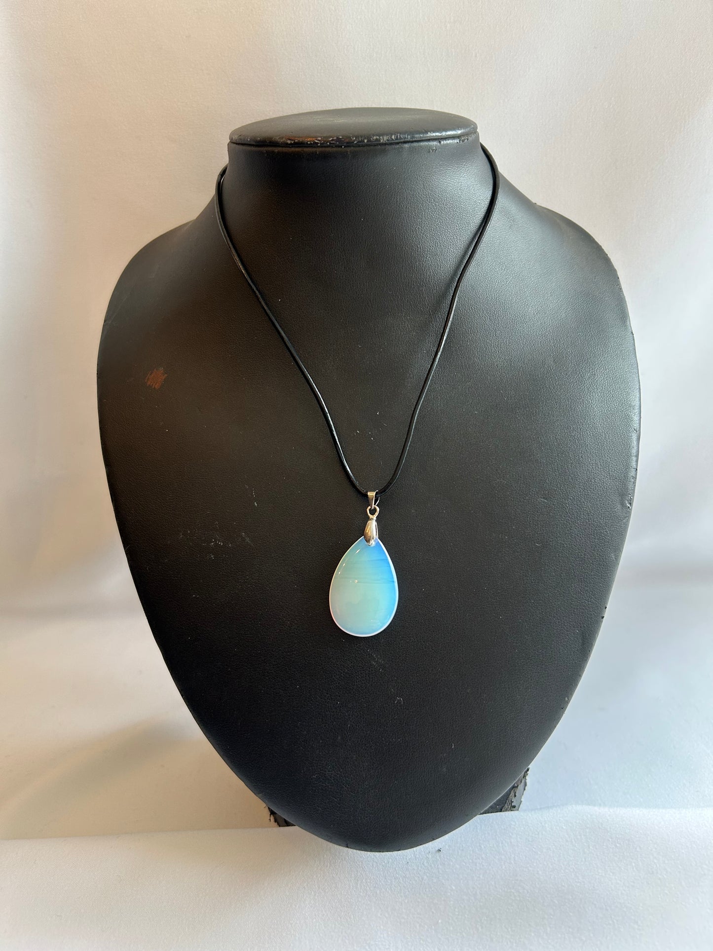 Halsband iOpalite