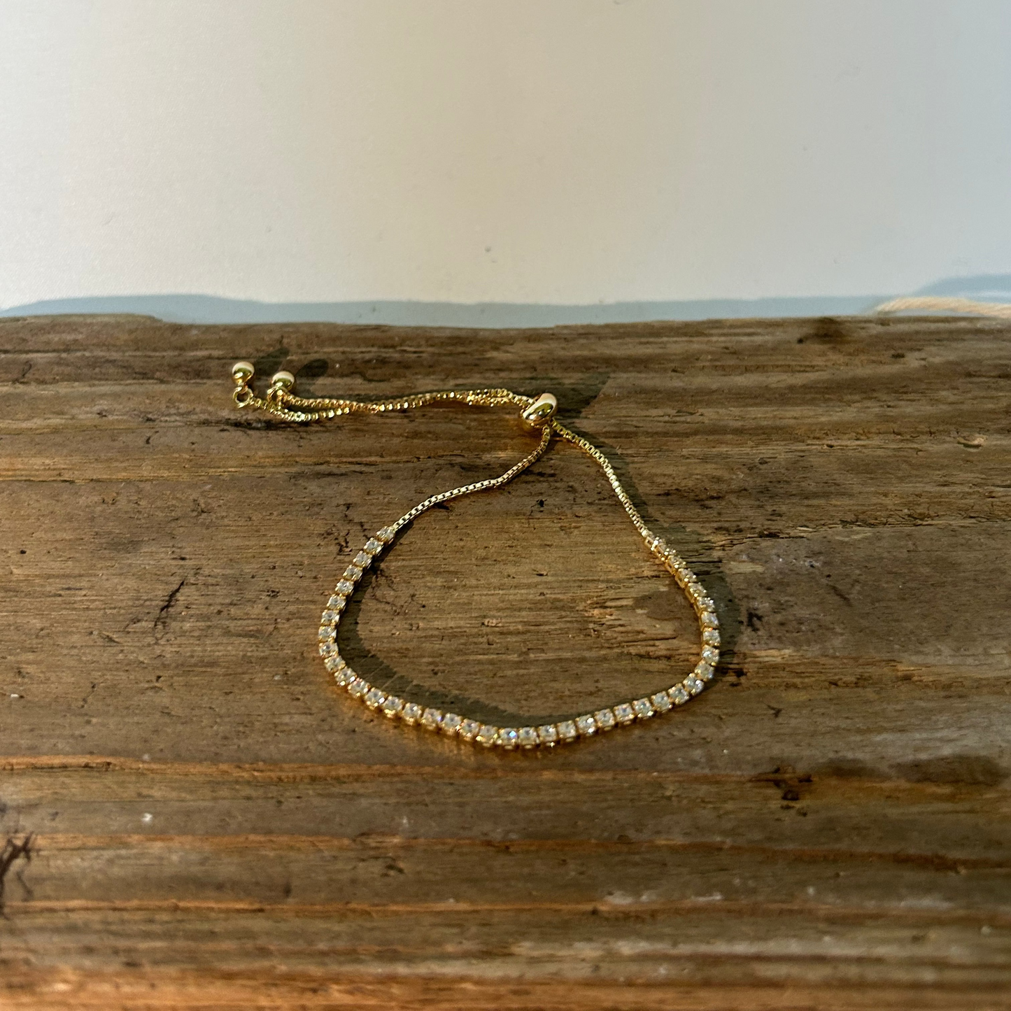 Armband med strasskedja o slider lås